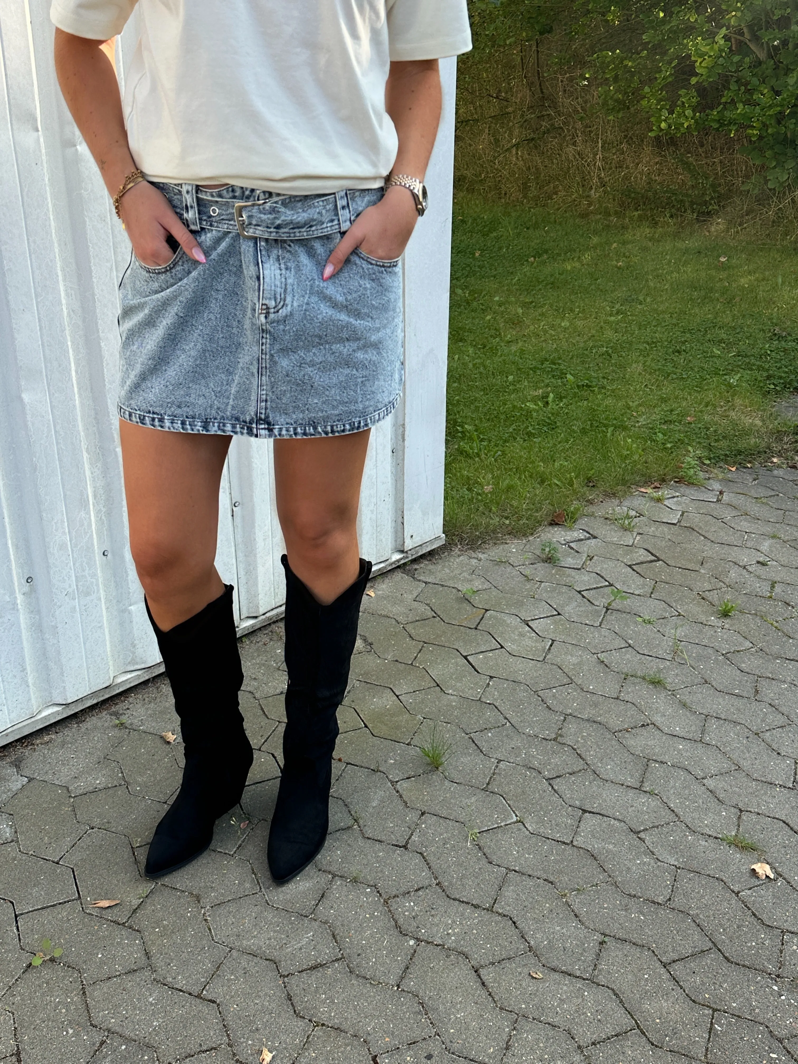 Belle High Cowboy Boots - Black
