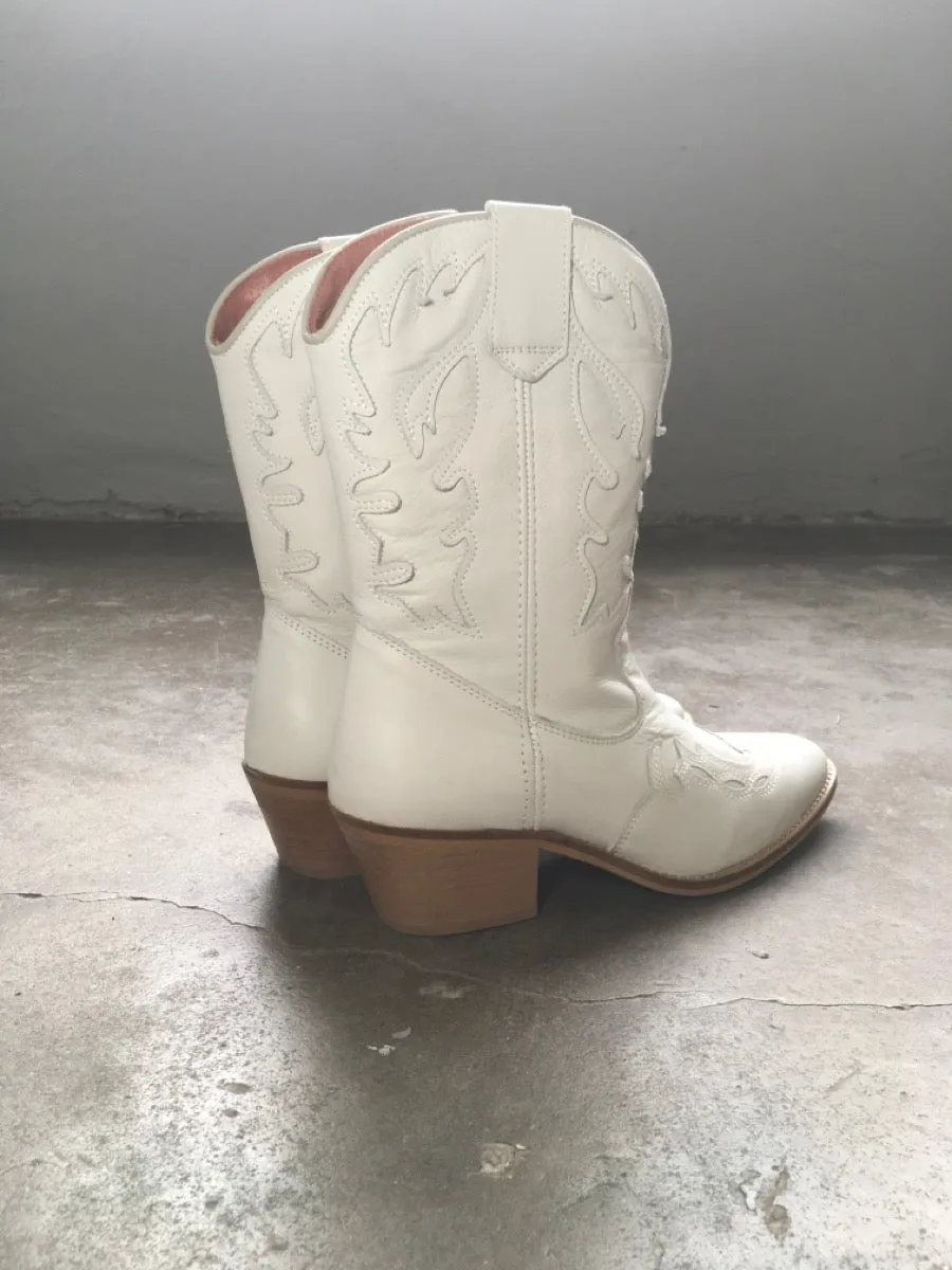 Boots Bellano by DWRS